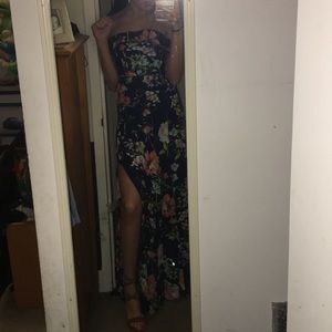Long Off the shoulder Floral dress